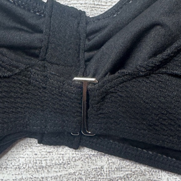Summer Mae Maternity Flutter Sleeve Black Textured Bikini Top Size 10 NWT - Picture 4 of 6
